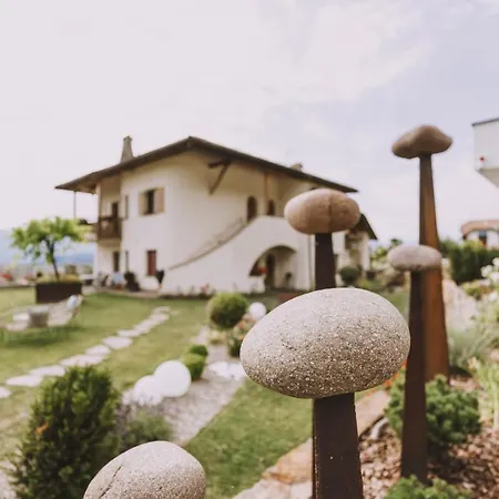 Farm stay Weinberghof *